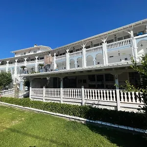 3* Otel Diaporos