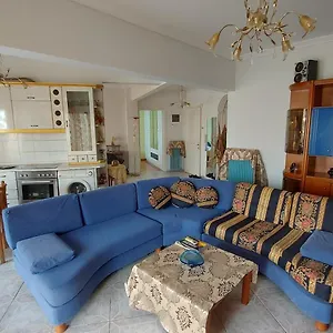 Spacious Apartament Salonic
