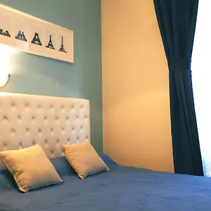 Avenir Jonquiere Otel Paris